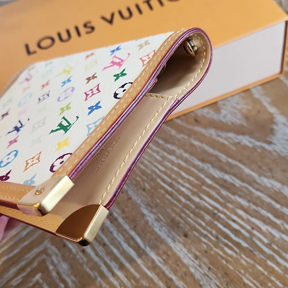 Louis Vuitton Discontinued White Murakami Agenda PM - Picture 5 of 11
